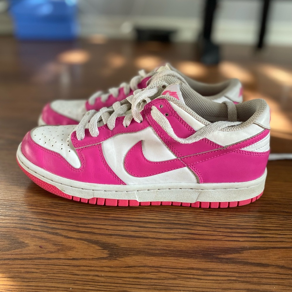 Nike Dunks Kids Pink and White Sneakers